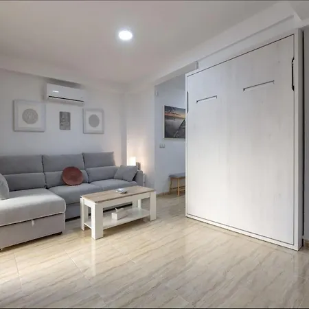 Apartment Near Playa De Bajondillo Torremolinos